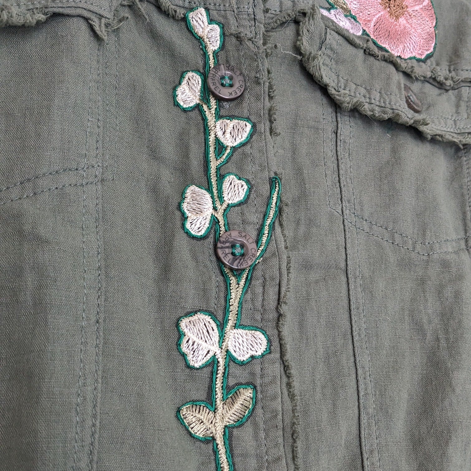 Green crop lightweight jacket with floral lace