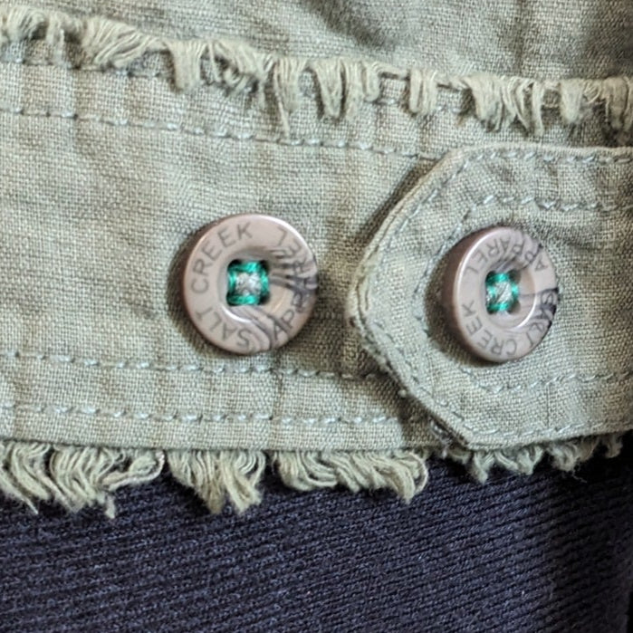 Green crop lightweight jacket with floral lace